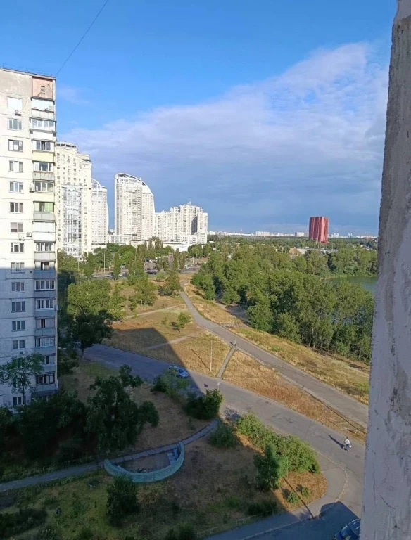 No Commission! View 1-bedroom apartment in Obol on the lake, Pr.