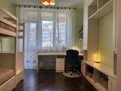 OWNER! 2-room apartment Por Rok Smaragdov Street