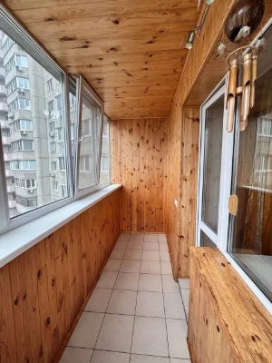 Затишна 3 кім квартира!