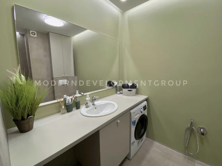 Sale of independent apartment with designer renovation | Residential complex АВТ