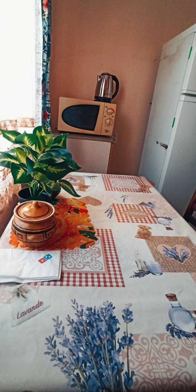 Renting apartment in Troeshchina. Festivalnyi