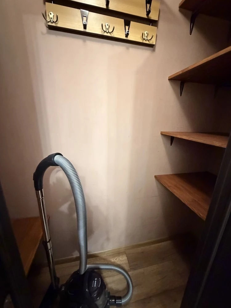 Rent 2-room apartment near Vasilkiv metro station