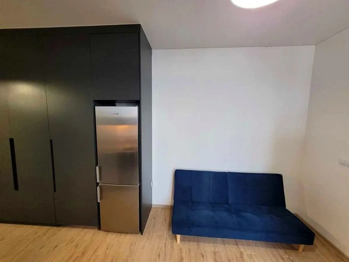 Rent of a view apartment with renovation in Henesi House residential complex (Nagorna st. 18/16)