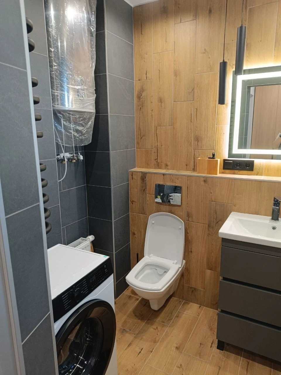 Rent 1BR Apartment on Bereстейський Prospekt 55A.