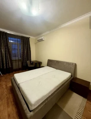 Apartment, Marchenko Street, 11, Khlovska metro station