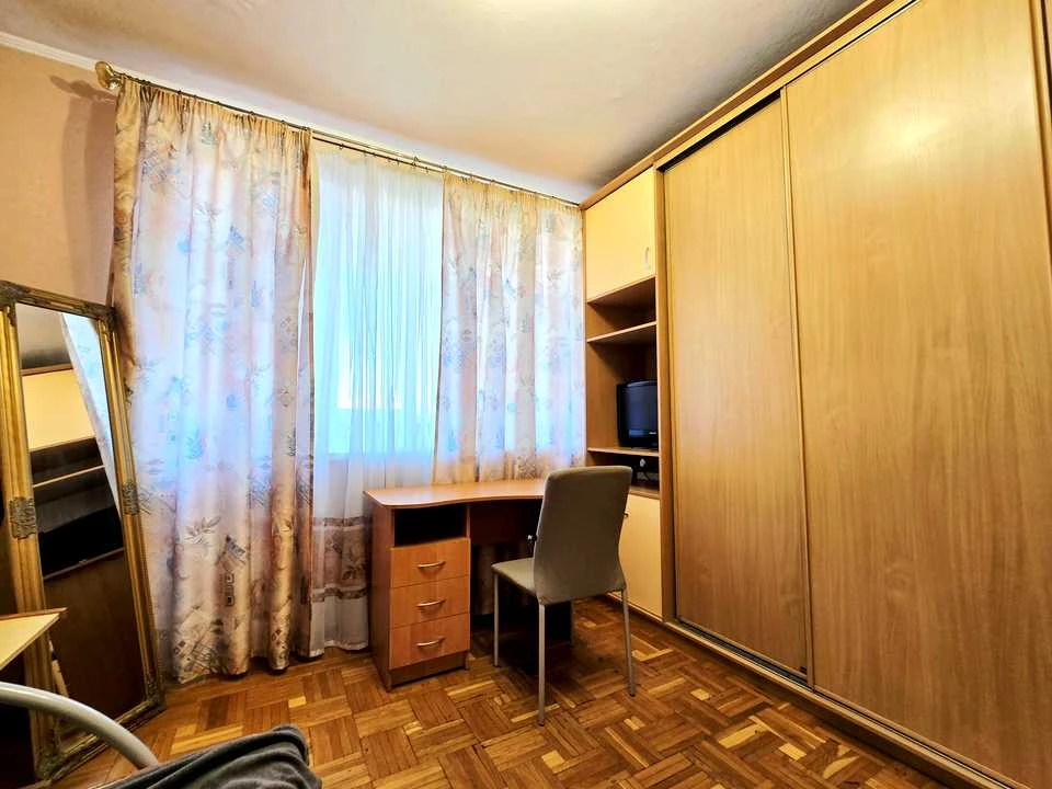Apartment. Kosmichna Street, Kharkiv