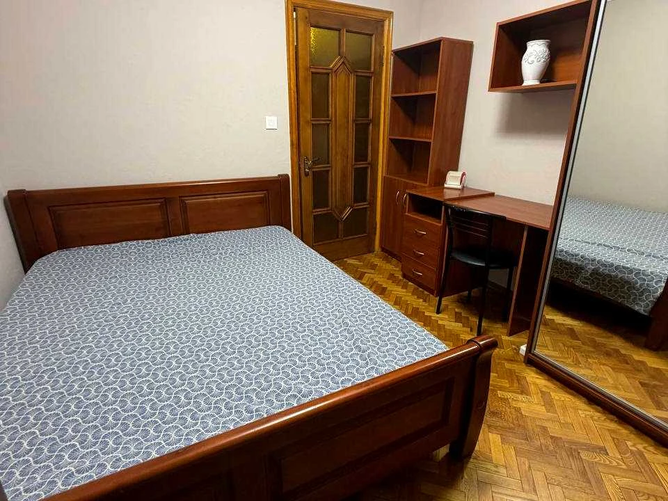 Apartment. Polevetskaya st., Kyiv