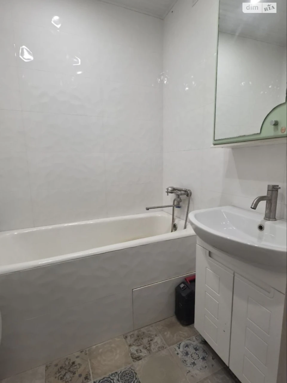 Long-Term Rental: Apartment in Lipovyi Hay