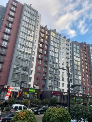 Готова двухэтажная квартира 800 дол за м² в ЖК "Княгинин"