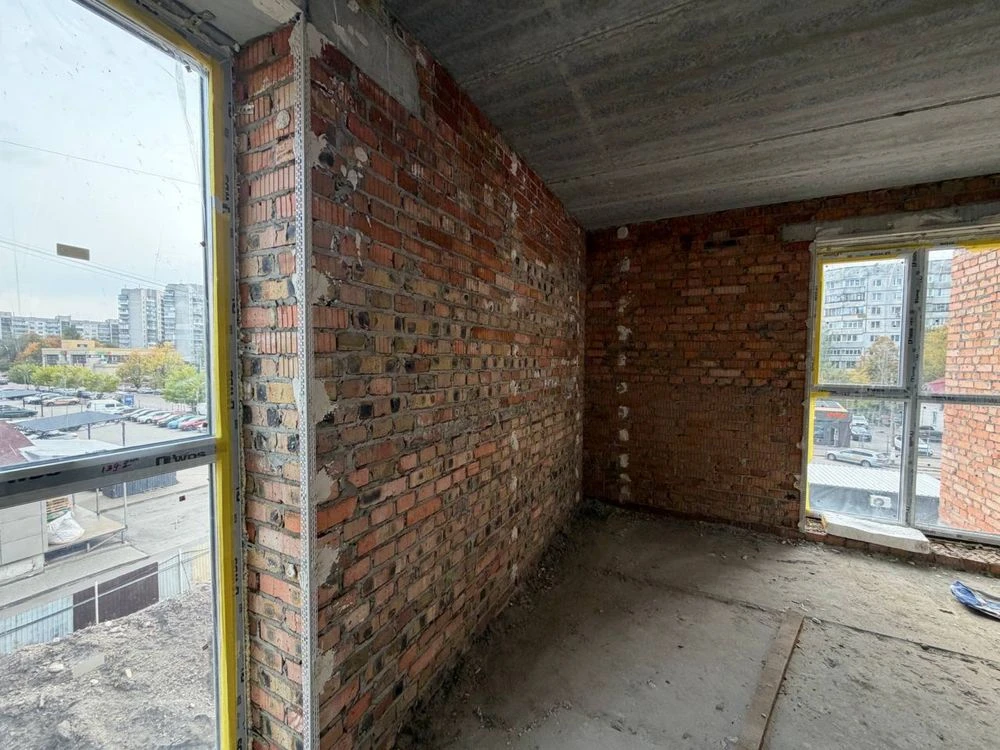 Apartment in the "Manhattan" residential complex, 2 rooms, 3rd floor (2nd section)