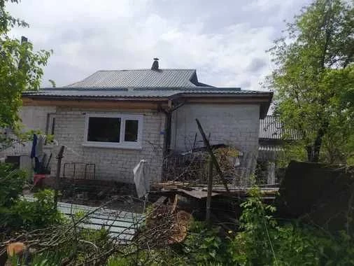 House, outskirts of Chernihiv, Bobrovytsia