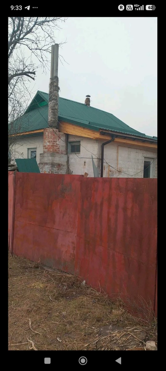 House, outskirts of Chernihiv, Bobrovytsia