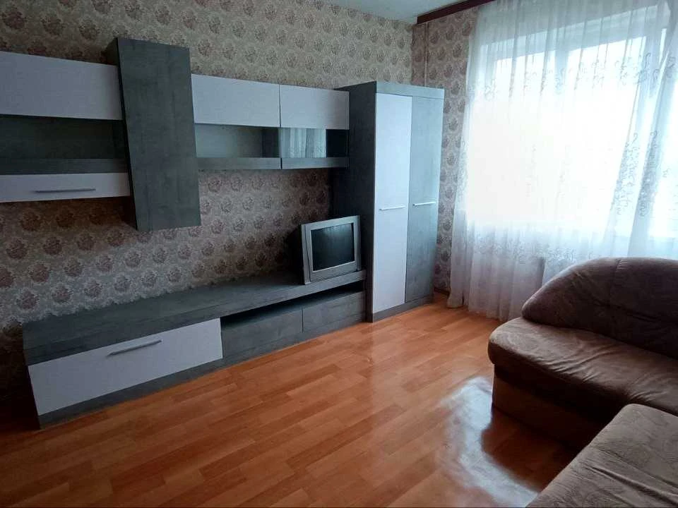 Квартира. Київ, Оболонський просп.