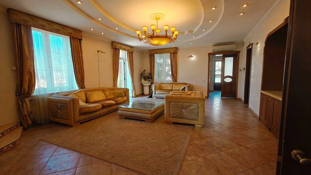 Modern spacious house for sale in Tsarskoye Selo - 2