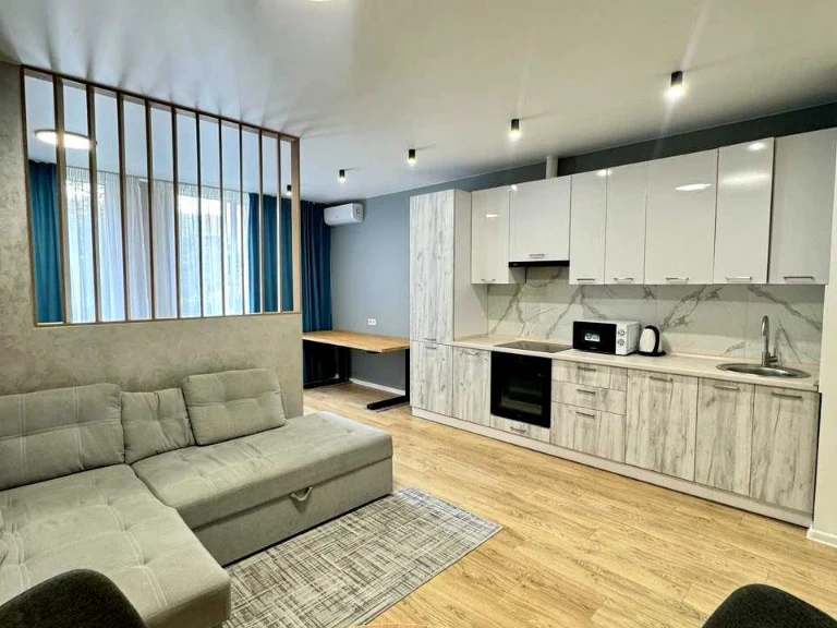 Apartment. Berezneva St, Kyiv