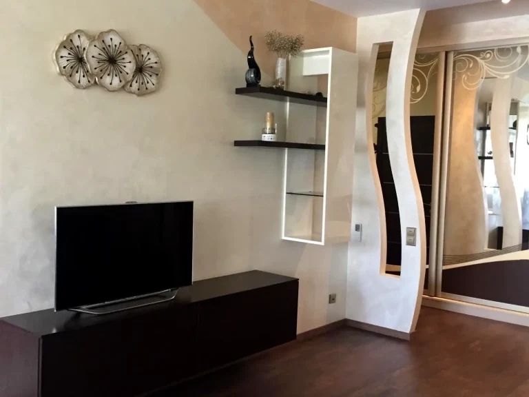 Сдам 3-комнатную квартиру 110 м²