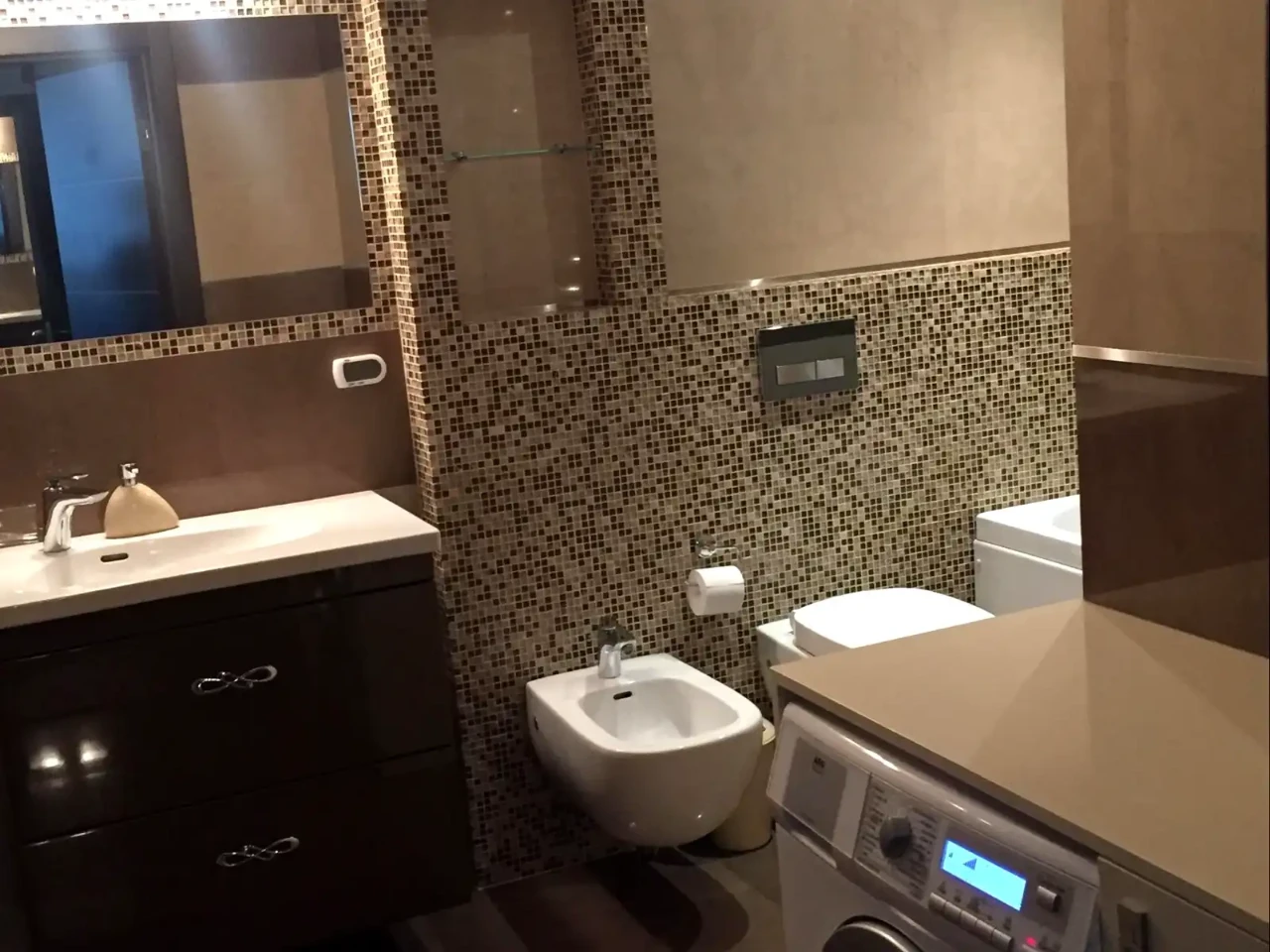 Сдам 3-комнатную квартиру 110 м²