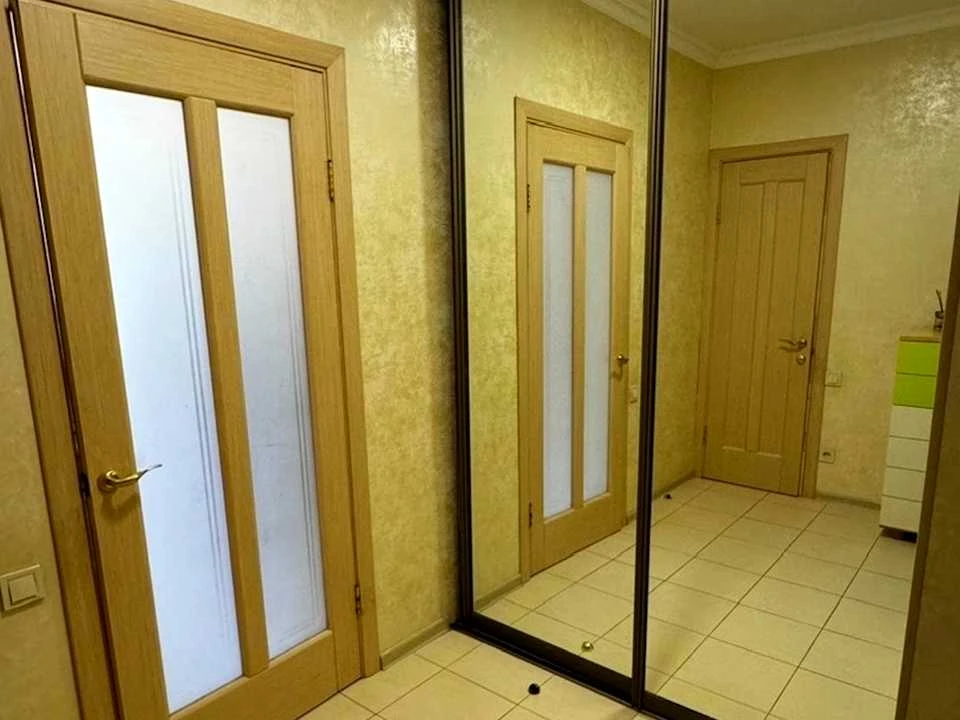 Apartment. Urlivska Street, Kyiv
