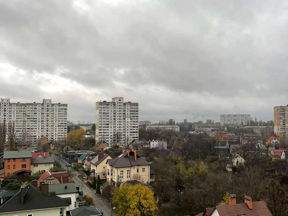 Квартира. Київ, Магістральна вулиця