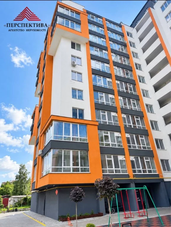 Продам здану 2-х кім.кв.,новобудову по переуступці. Вул.Зарі