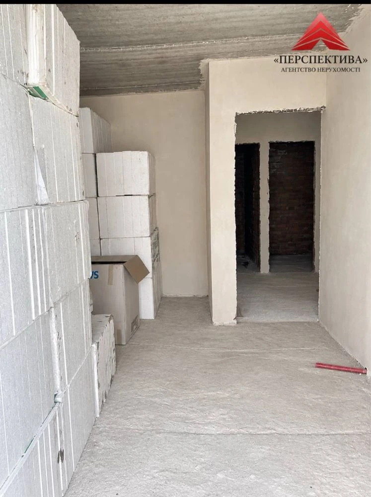 Продам здану 2-х кім.кв.,новобудову по переуступці. Вул.Зарі