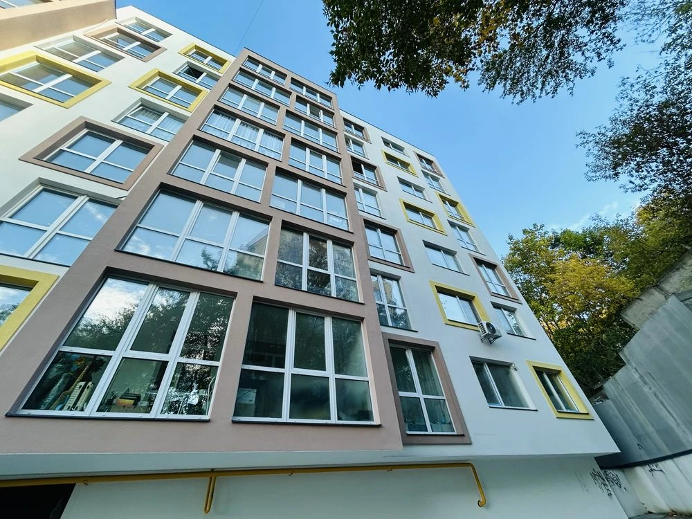 No commission. Newly built. Ochertya Street (side of Tvorcheskaya)