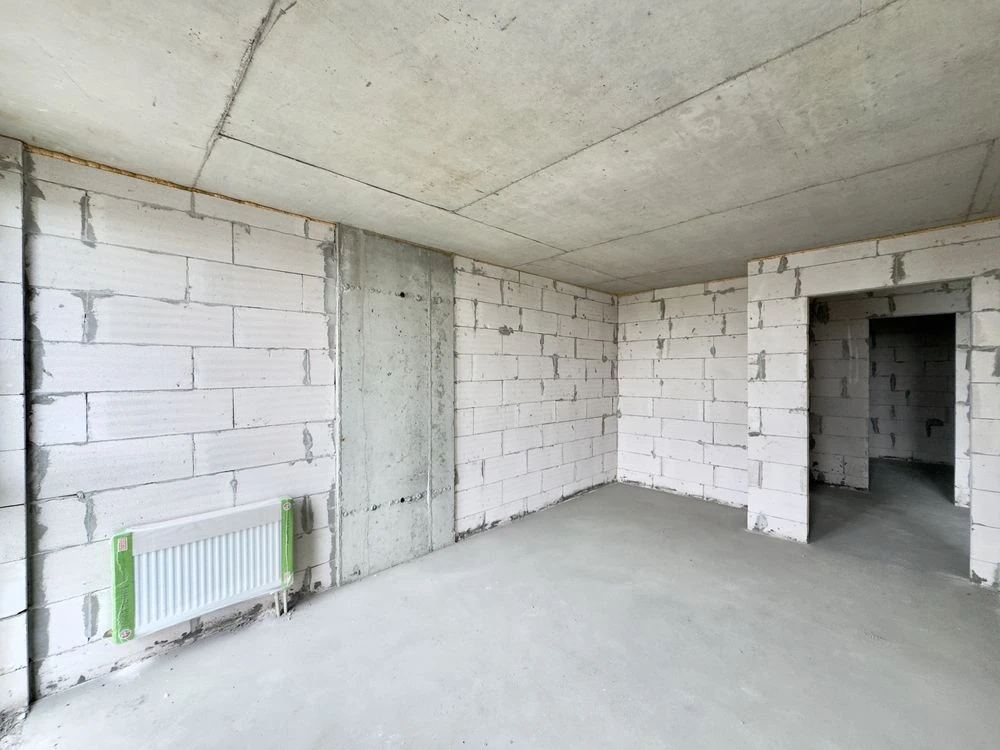 Sale of a 1-room apartment + kitchen studio in a new building