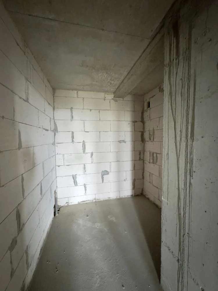 Sale of a 1-room apartment + kitchen studio in a new building