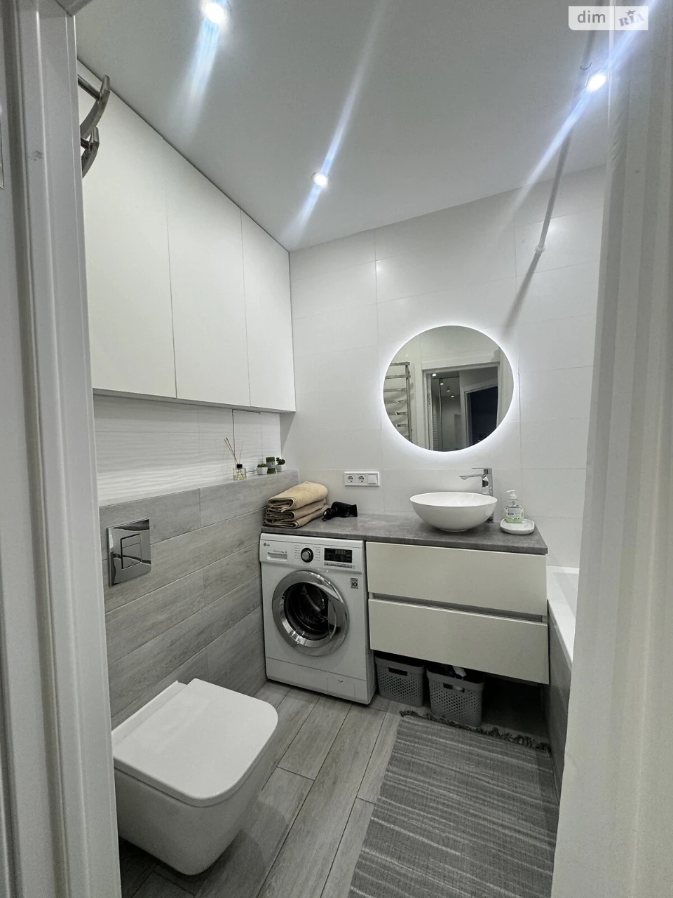 Long-Term Rental Apartment Exhibition