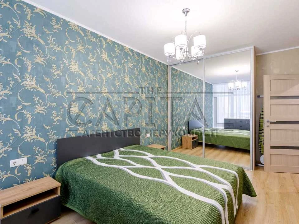Apartment. Vasyl Lipkivsky Street, Kyiv