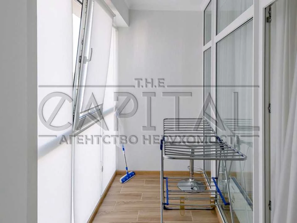 Apartment. Vasyl Lipkivsky Street, Kyiv