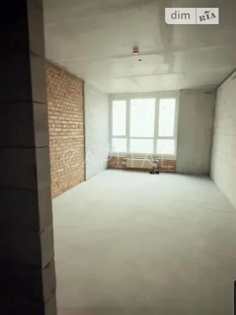 Sale of 3-room apartment 100 sq. m on Degtyarivska 2 street BUILDING