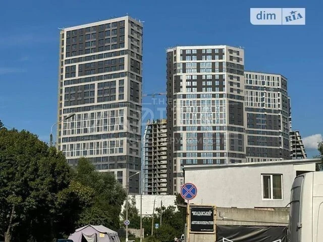 Sale of 3-room apartment 100 sq. m on Degtyarivska 2 street BUILDING