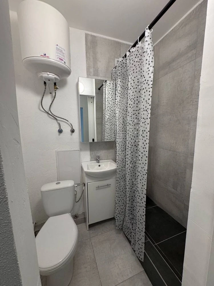 1-bedroom apartment for sale with gas in Kyiv