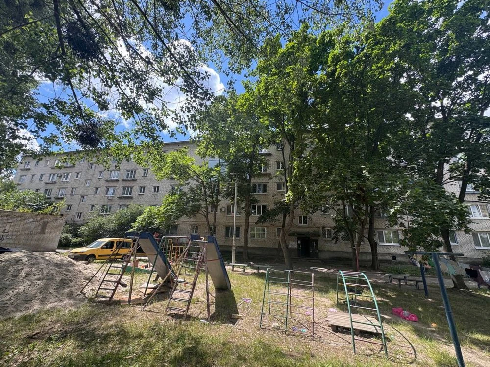 1-bedroom apartment for sale with gas in Kyiv