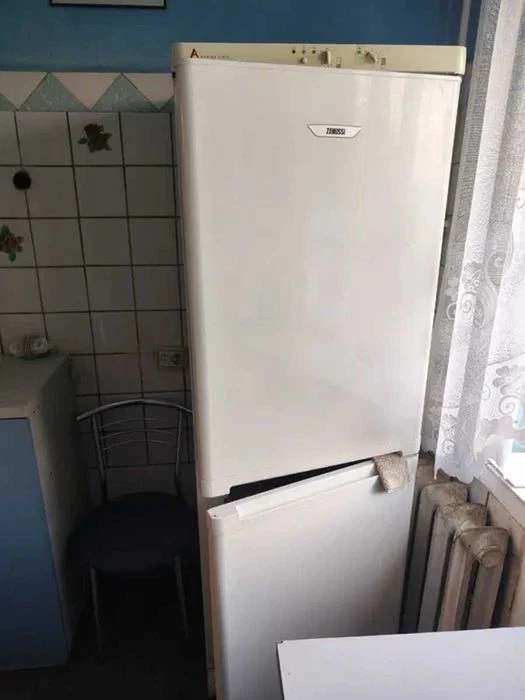 For sale 2-room 3/9 45m2 metro 23 August Pavlovo Pole