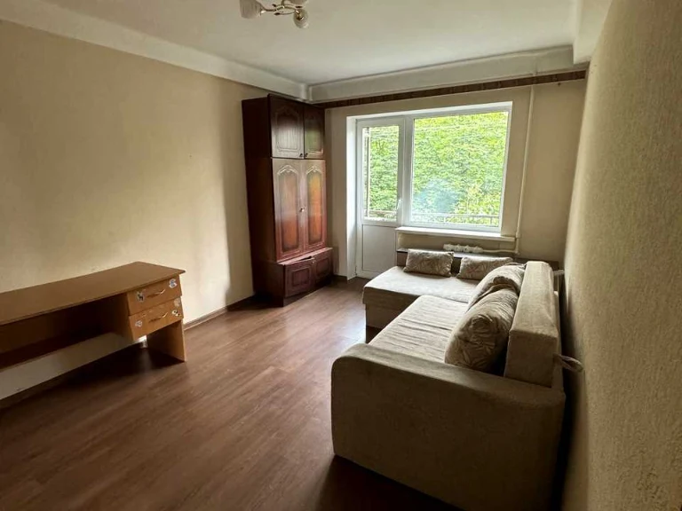 Apartment. Degtyarivska Street, Kyiv