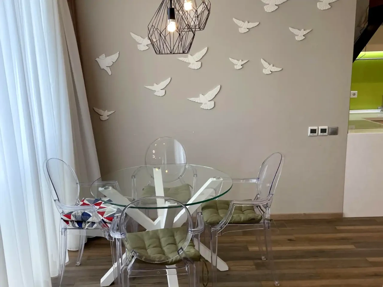 Сдается 3-комнатная квартира 106 м² на 21 этаже из 25