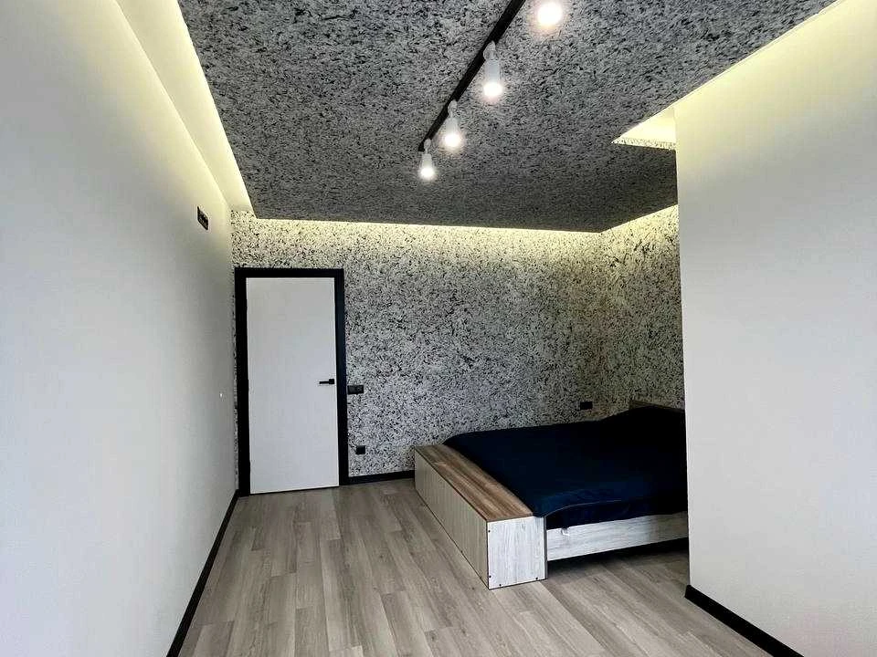 Квартира. Житомир, Незалежності просп., (Будинок)