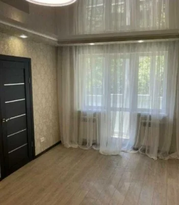 Продається 2 кім. кв . Салтівка біля ТРЦ Україна