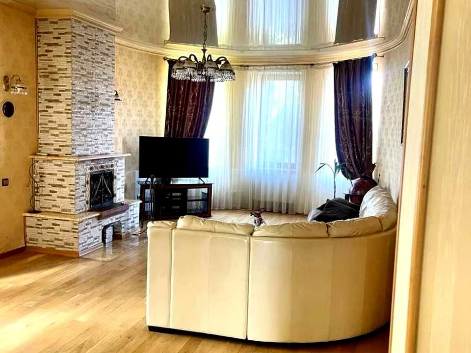 House. Kyiv