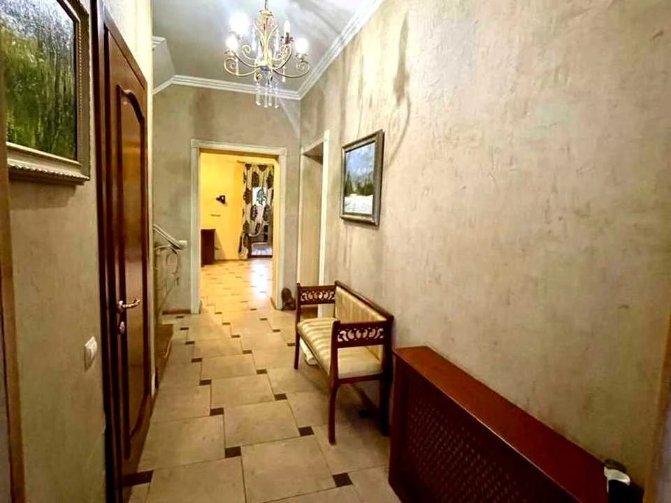 House. Kyiv