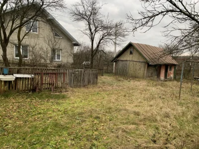 Продаж земельної ділянки з будинком, 8 соток