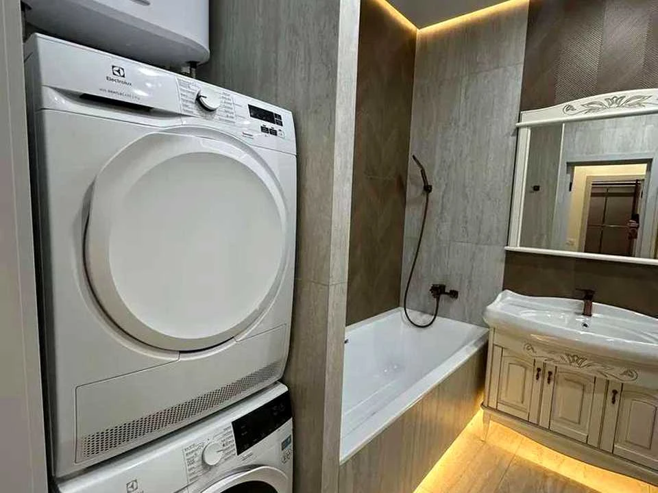 Apartment. Petro Karmansky Street, Lviv