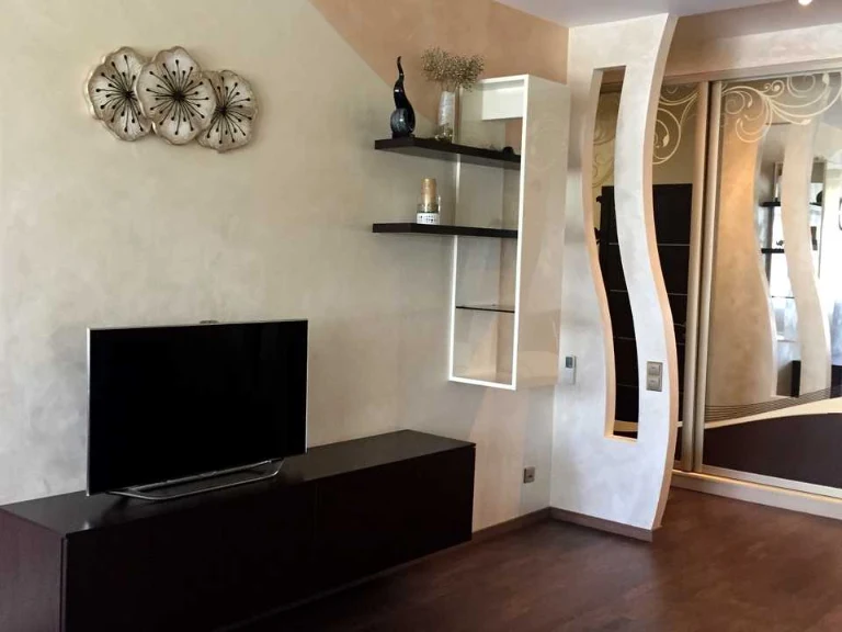 Apartment. Vyshorodska Street, Kyiv