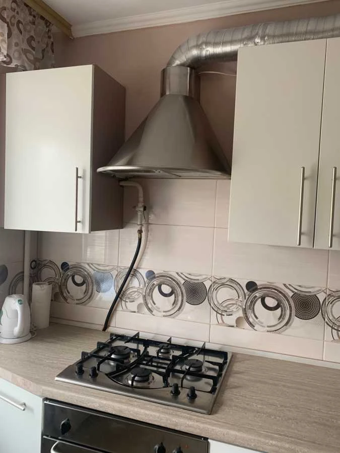 Rent a one-room apartment (40 m²) in Kyiv, Darnytskyi district