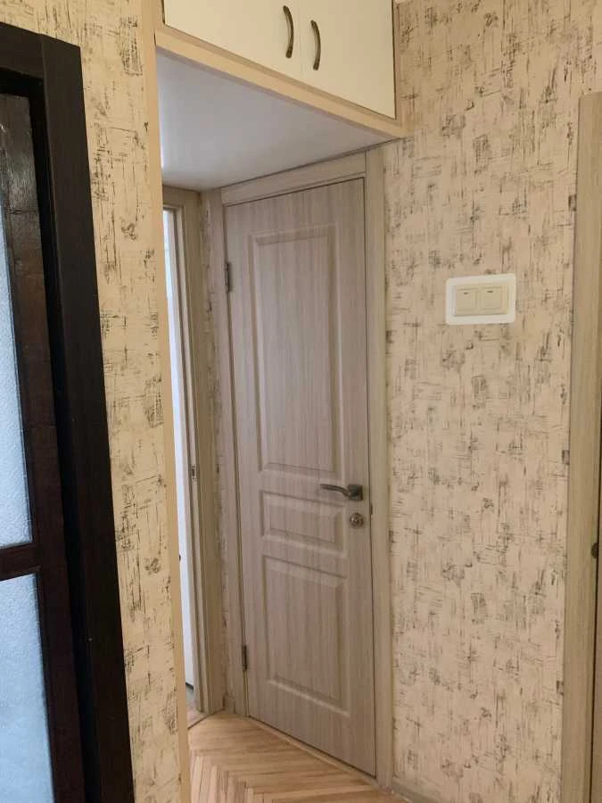 Rent a one-room apartment (40 m²) in Kyiv, Darnytskyi district