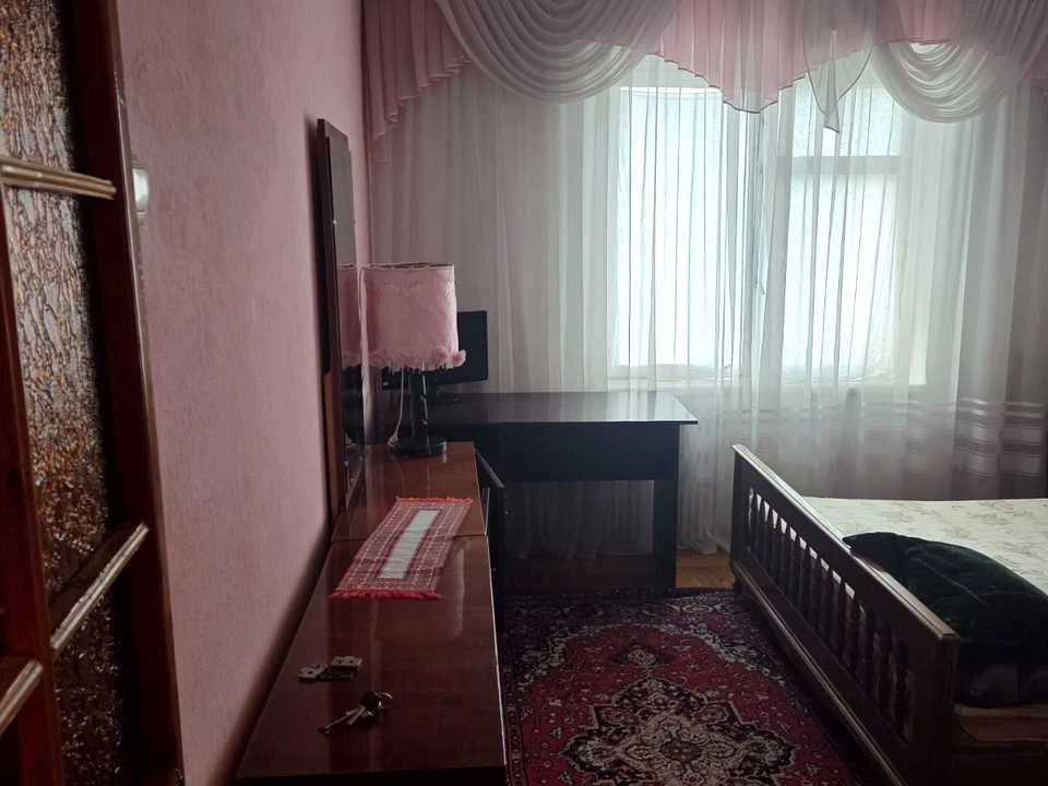 Apartment. Dnipro, Heroes Avenue