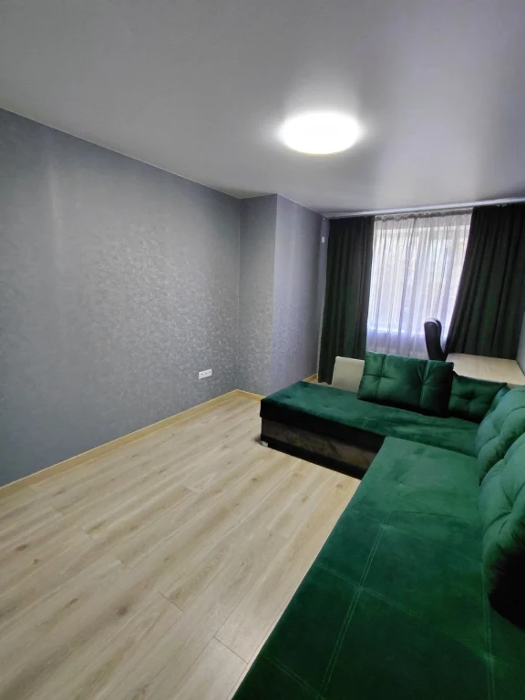 For Sale 2-bedroom apartment on Mira 4