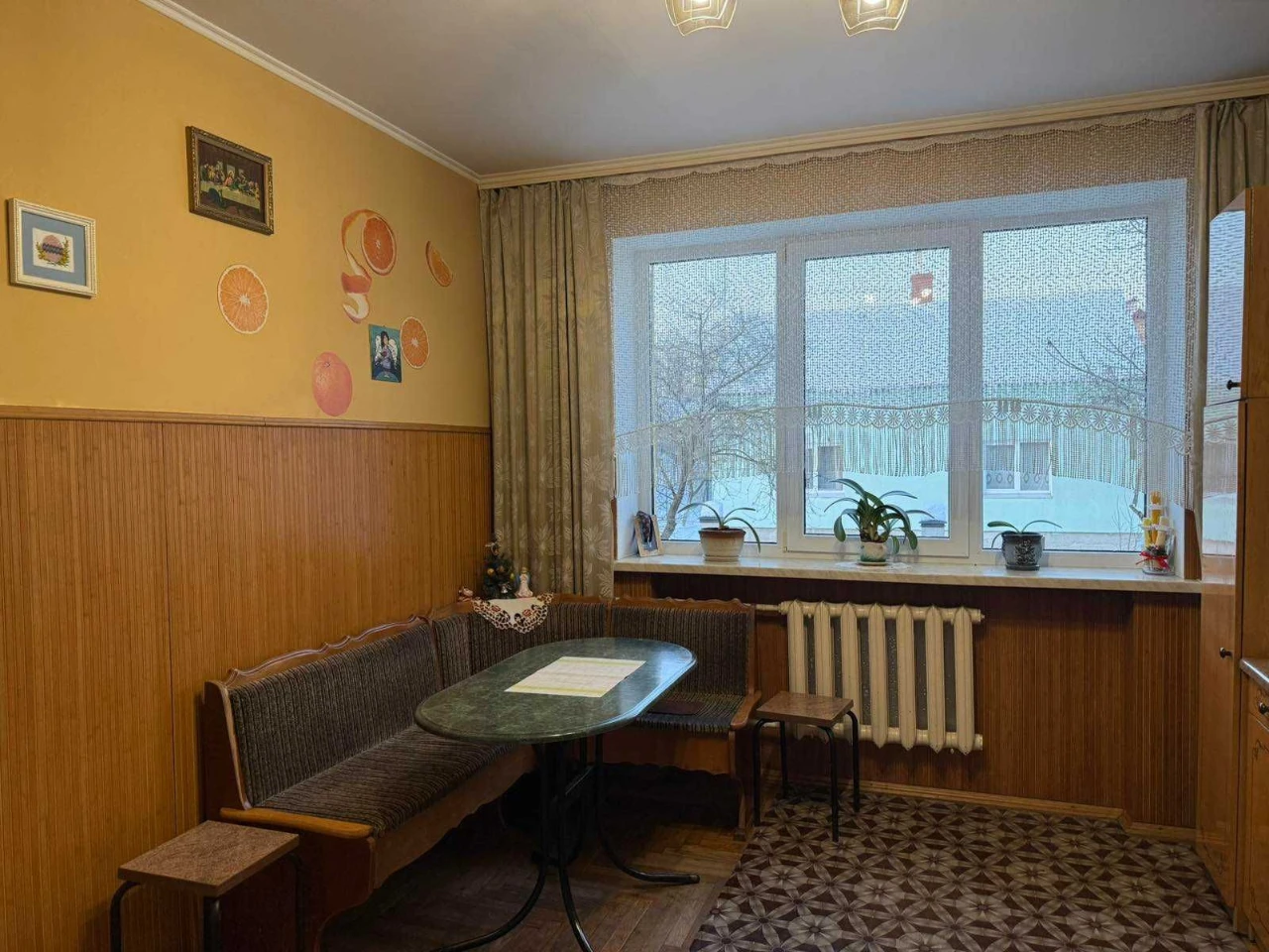 Продажа дома в Рясне-1, улица Брюховицкая с участком 4 сотки